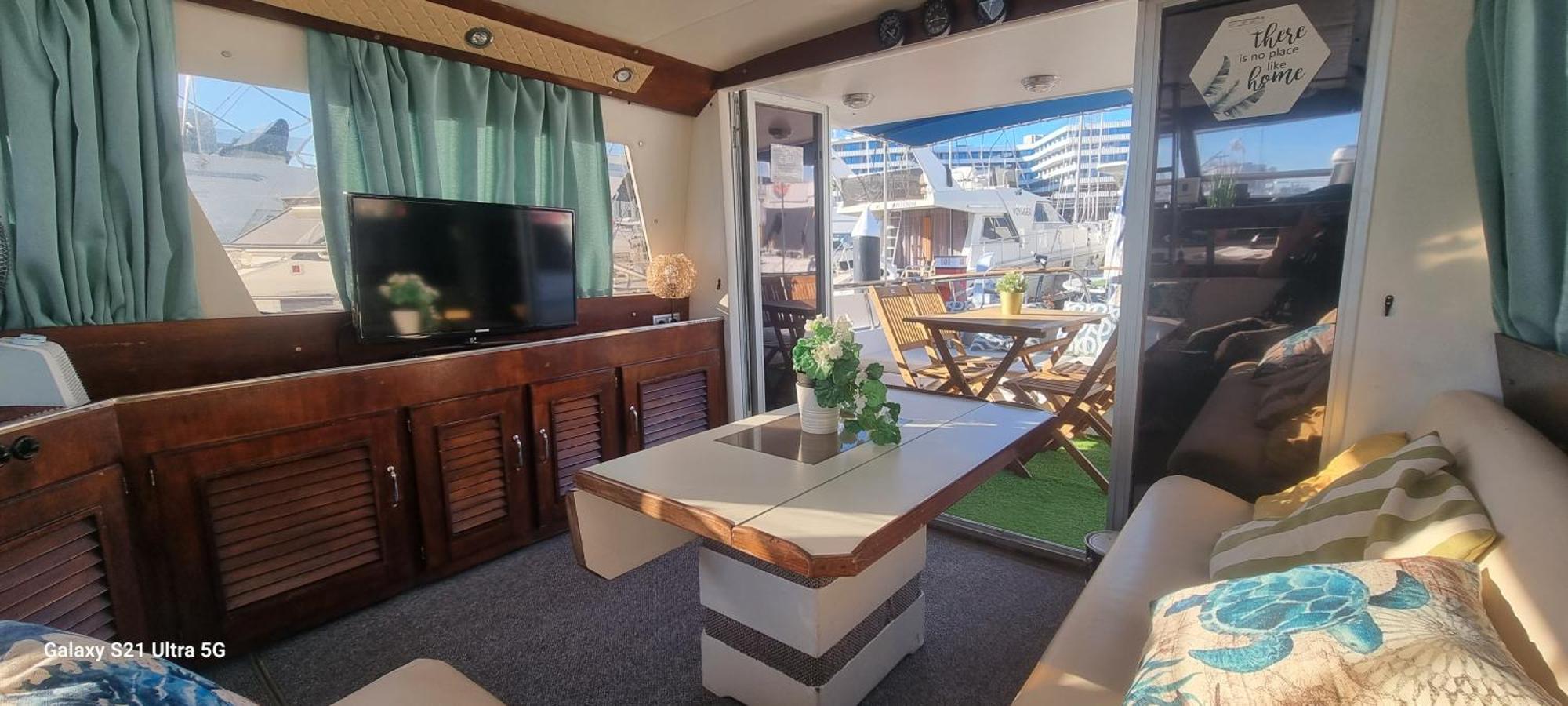 Beautiful And Comfy Boat In Barcelona With Boat Tour Option Hotell Eksteriør bilde