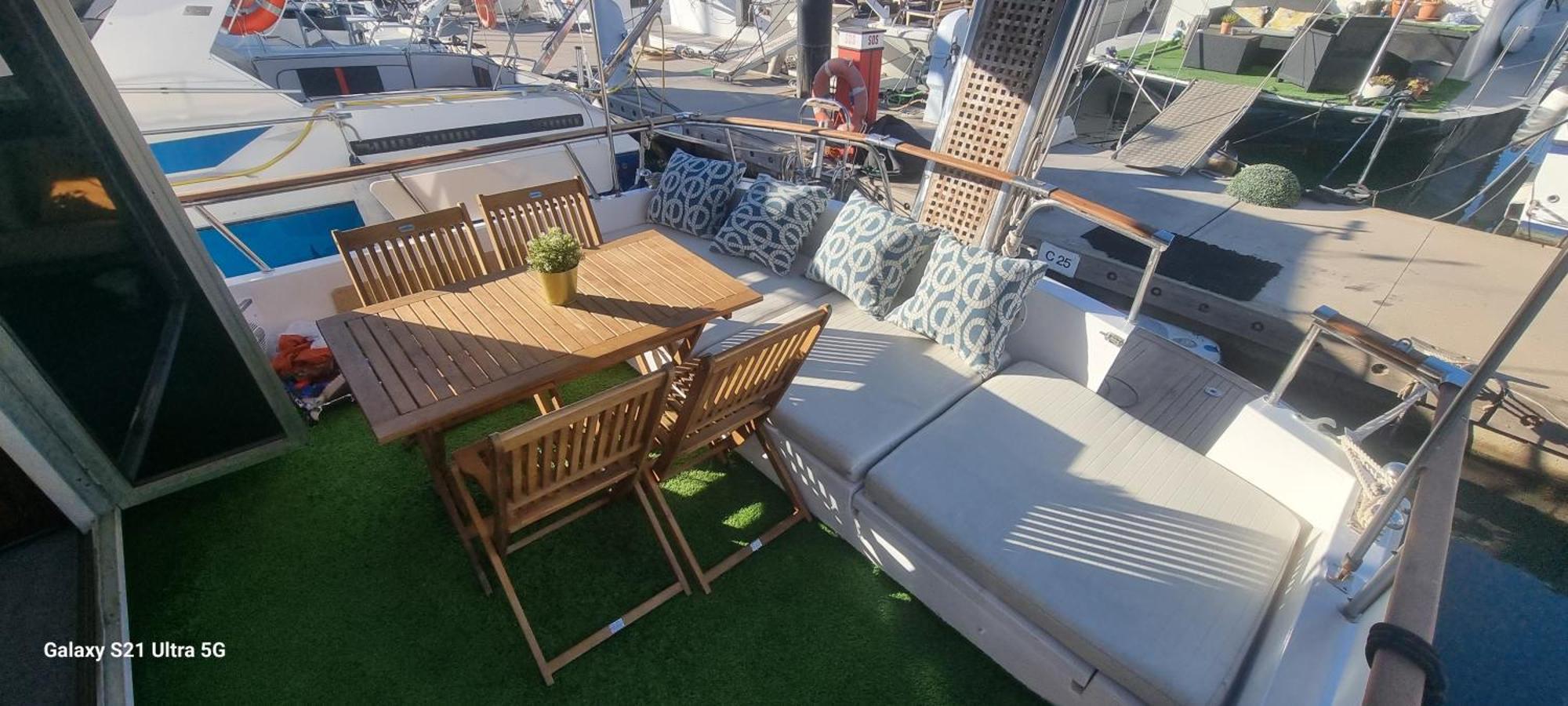Beautiful And Comfy Boat In Barcelona With Boat Tour Option Hotell Eksteriør bilde