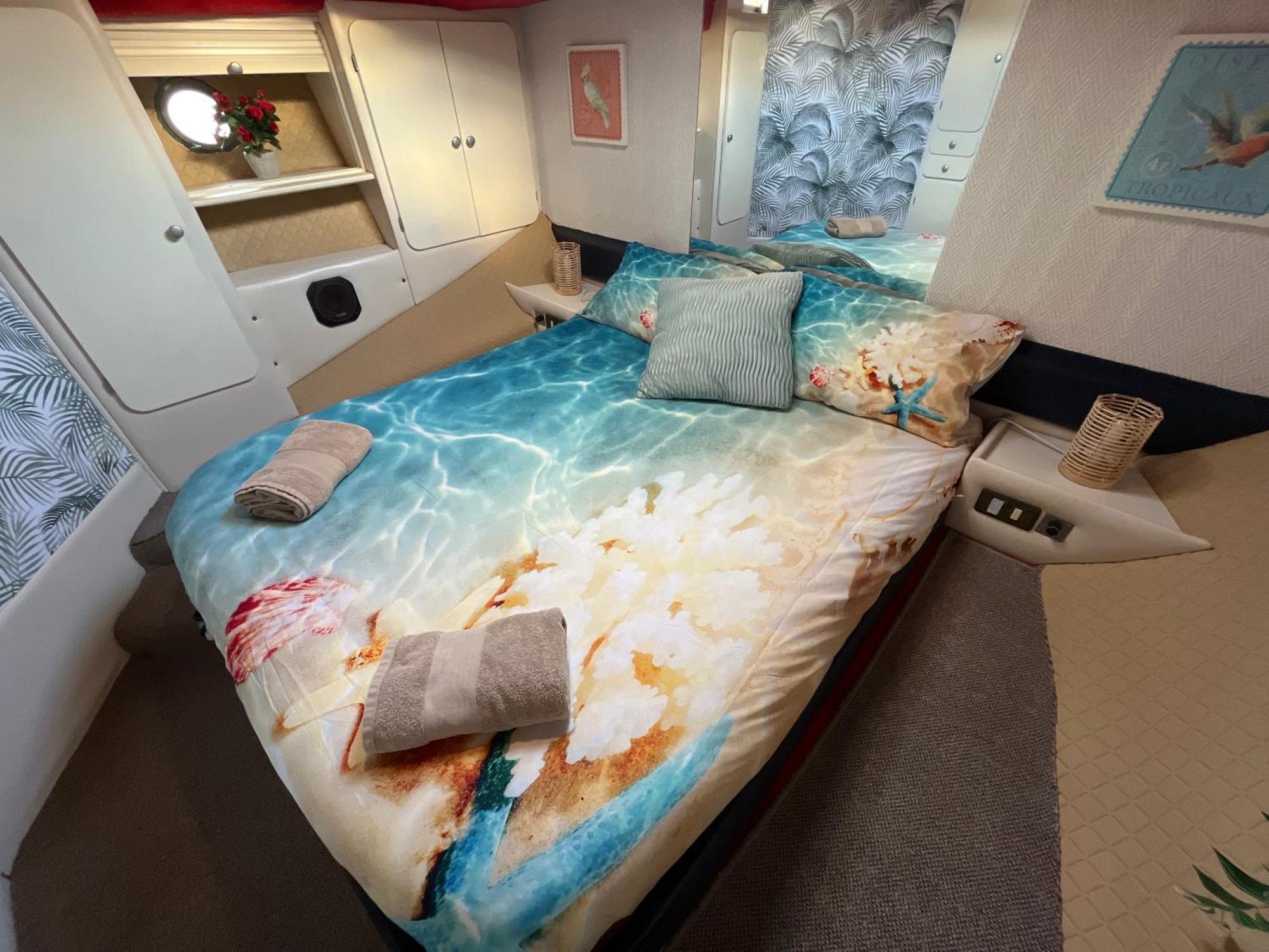 Beautiful And Comfy Boat In Barcelona With Boat Tour Option Hotell Eksteriør bilde